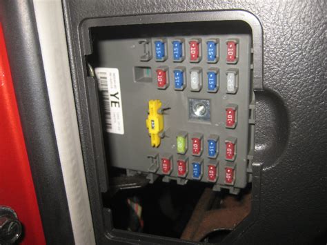 2007 chevy aveo fuse box electrical problems|Fuse Box Diagrams Chevrolet Aveo (Sedan) (T250; .